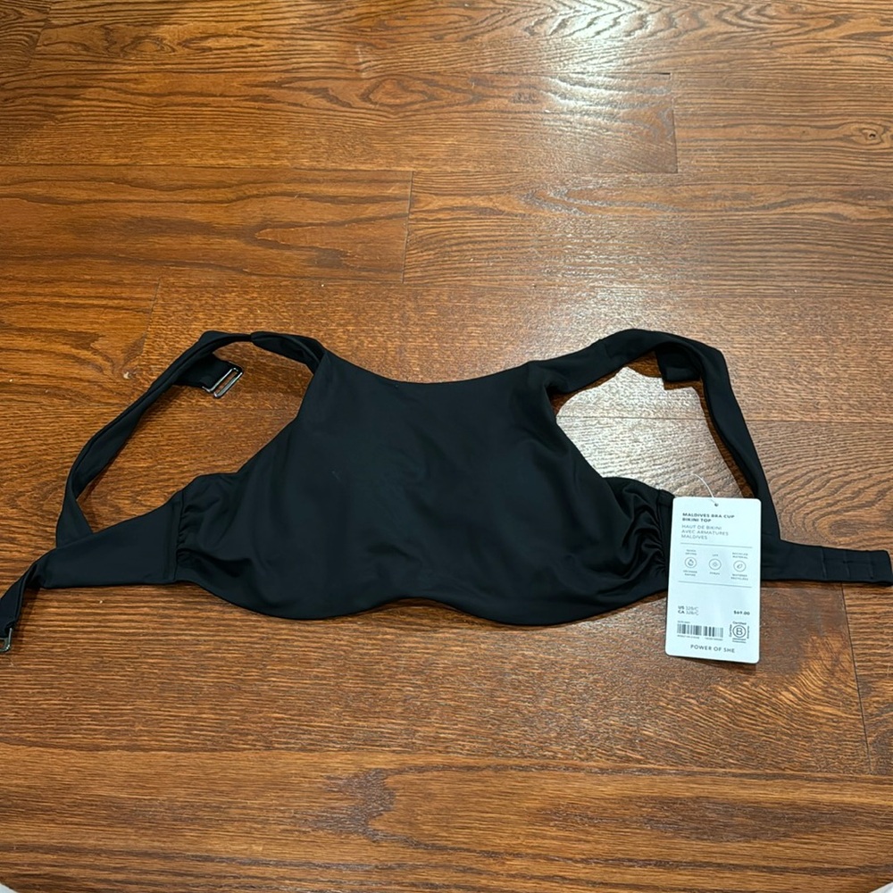 Athleta Maldives Bra cup bikini top